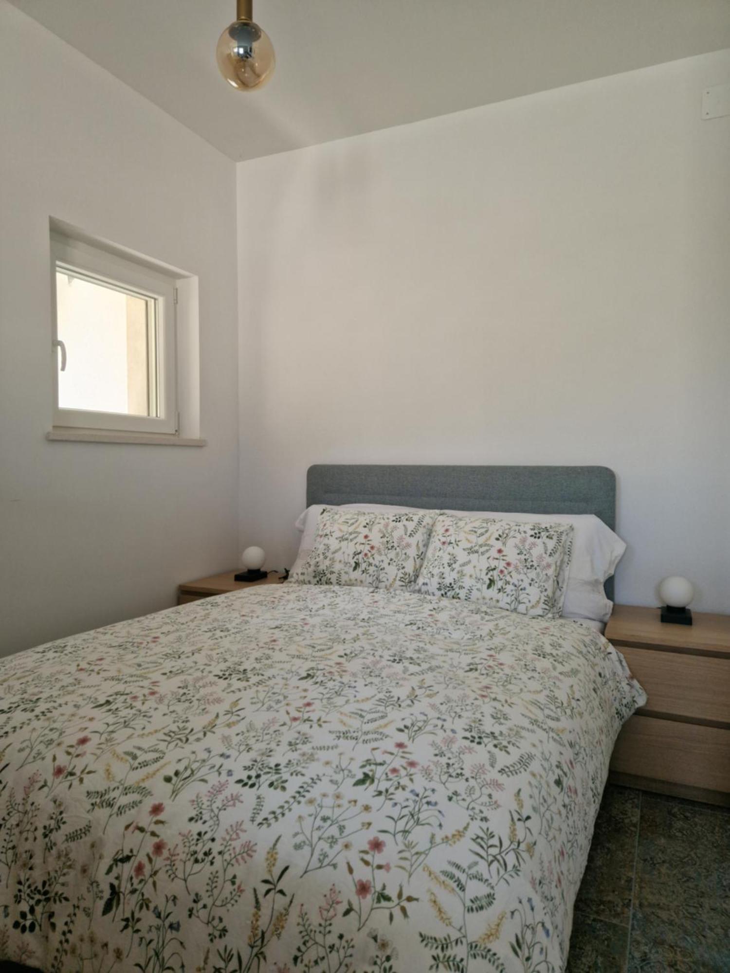 Apartment Cezar's House Pucisca